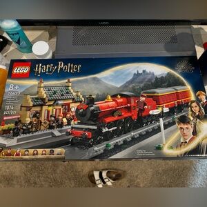 Lego Harry Potter Hogsmeade Set